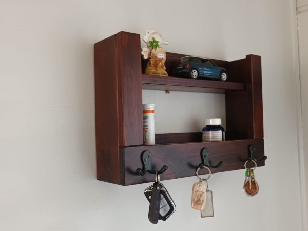 REPISARIO Y PORTA LLAVES DE MADERA MODELO SUYAI - Imagen 4